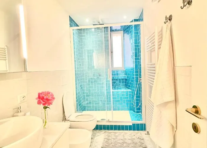 Апартаменты The Savoy *